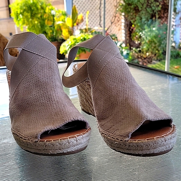 🍃 Kenneth Cole Gentle Souls Signature sandals 10M - Picture 4 of 10